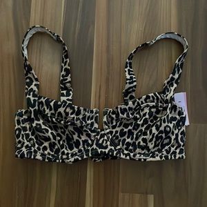 VS unlined bikini top - NWT - Size 34D